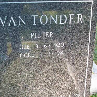TONDER Pieter, van 1920-1981