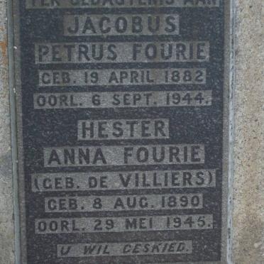 FOURIE Jacobus Petrus 1882-1944 &amp; Hester Anna DE VILLIERS 1890-1945