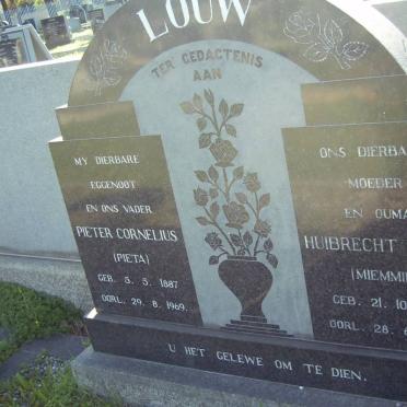 LOUW Pieter Cornelius 1887-1969 &amp; Huibrecht Maria 1891-1972