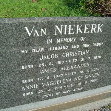 NIEKERK Jacob Christian, van 1910-1970 &amp; Annie Magdalena SINDEN 1914-2000 :: VAN NIEKIERK James Alexander 1947-2000