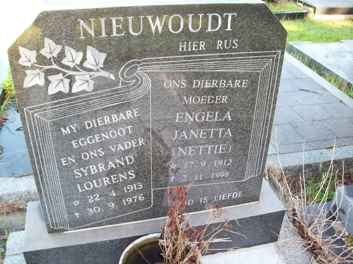 NIEUWOUDT Sybrand Lourens 1913-1976 &amp; Engela Janetta 1912-1998