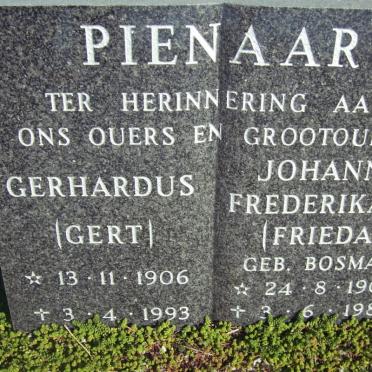 PIENAAR Gerhardus 1906-1993 &amp; Johanna Frederika C. BOSMAN 1907-1982