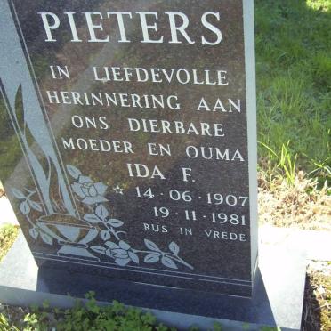 PIETERS Ida F. 1907-1981