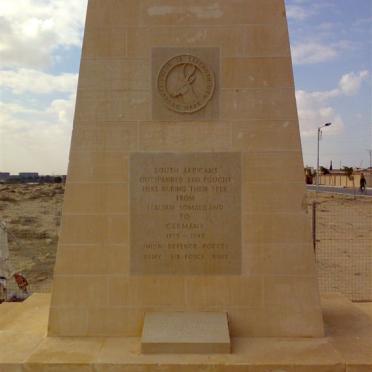 11. Monument for all South Africans in the Defence Forces 1939-1945