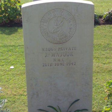 MAJOOR J. -1942