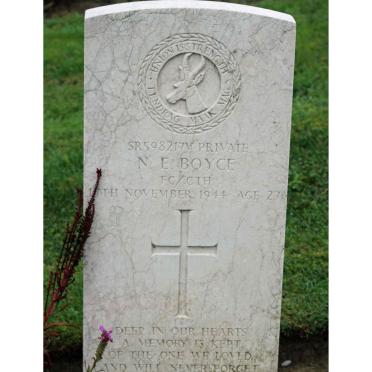 BOYCE N.E. -1944