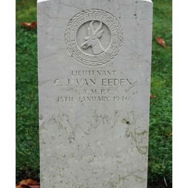 EEDEN C.J., van -1945