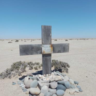 Namibia, ERONGO region, Swakopmund district, Wlotzkasbaken, C34 Roadside memorial