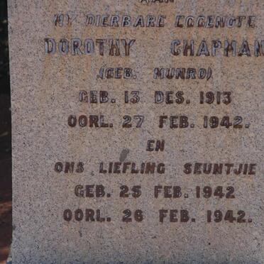 CHAPMAN Dorothy nee MUNRO 1913-1942 :: CHAPMAN 1942-1942