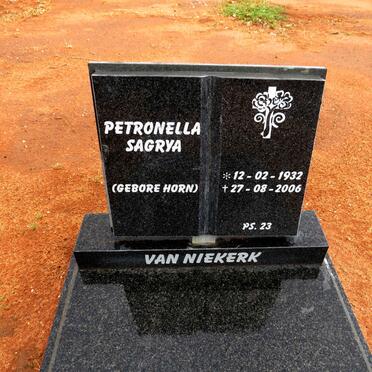 NIEKERK Petronella Sagrya, van nee HORN 1932-2006