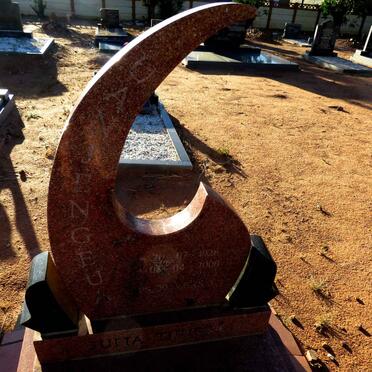 T - Vanne :: Surnames - T