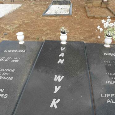 WYK Dirkie, van 1907-2004 &amp; Carolina 1917-2008