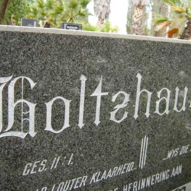 HOLTZHAUSEN Marthinus G.T.1890-1973 &amp; Jacoba M. 1904-1977