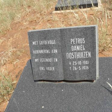 OOSTHUIZEN Petrus Daniel 1941-1976
