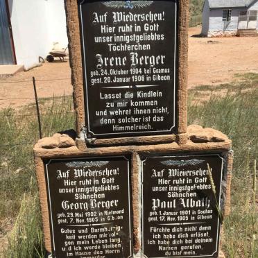 Namibia, HARDAP region, Mariental district, Haruchas-Suid, farm cemetery