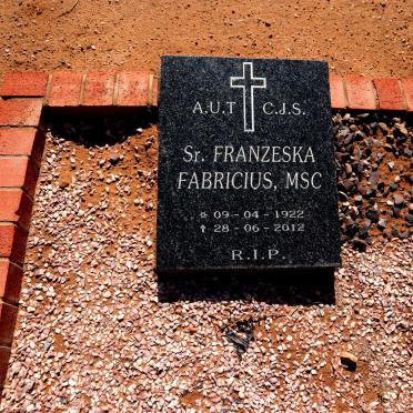 FABRICIUS Franzeska 1922-2012