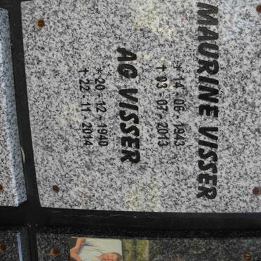 VISSER A.G. 1940-2014 &amp; Maurine 1943-2013