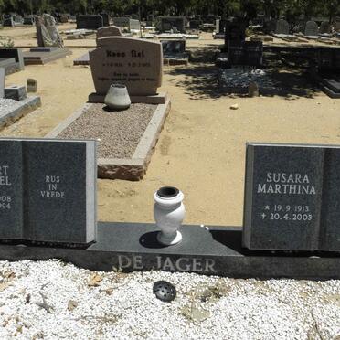 JAGER Ockert Michael, de 1908-1994 &amp; Susara Marthina 1913-2003
