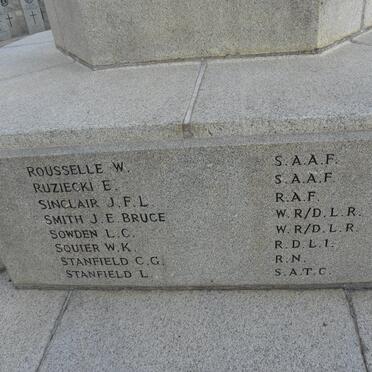 11. War Memorial 
