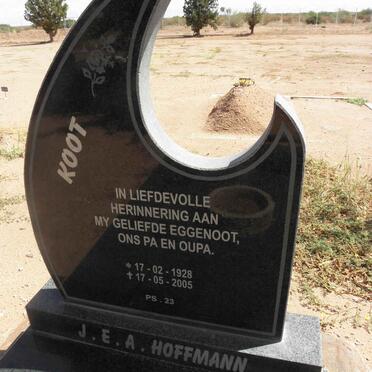 HOFFMANN J.E.A. 1928-2005