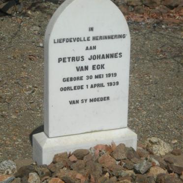 Namibia, KUNENE region, Epupa, Swartbooisdrift, Cemetery