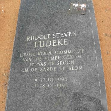 LUDEKE Rudolf Steven 1993-1993