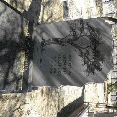 NGARIKOMBUE Erensius Mekahako 1951-1998