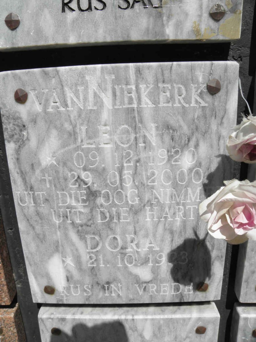 NIEKERK Leon, van 1920-2000 &amp; Dora 1923-