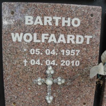 WOLFAARDT Bartho 1957-2010