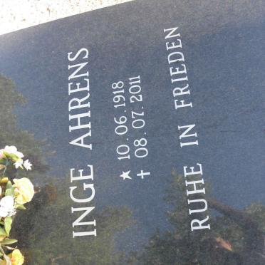 AHRENS Inge 1918-2011