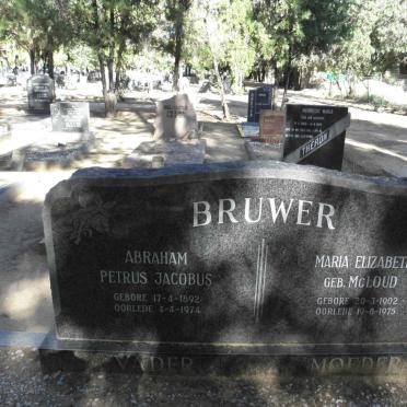 BRUWER Abraham Petrus Jacobus 1892-1974 &amp; Maria Elizabeth MCLOUD 1902-1975