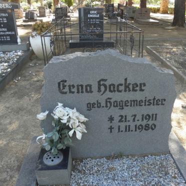 HACKER Erna nee HAGEMEISTER 1911-1980