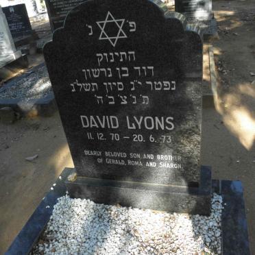 LYONS David 1970-1973