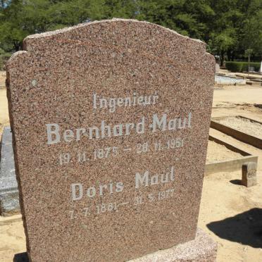 MAUL Bernhard 1875-1951 &amp; Doris 1881-1977
