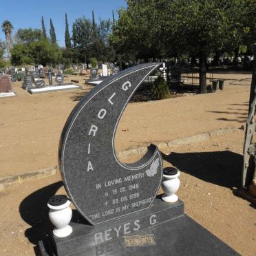 REYES Gloria 1946-1998