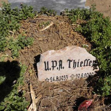 THIESSEN Petra nee PETERSEN 1904-1946 : : THIESSEN U.P.A 1933-2000