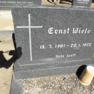 WIELE Ernst 1901-1972