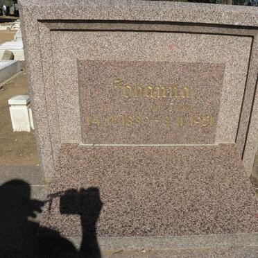 ? LA?ER Johanna 1889-1951