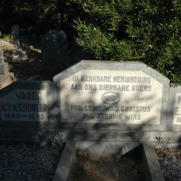 GROBLER H.J.W. 1880-1955 &amp; E.R. 1883-1957