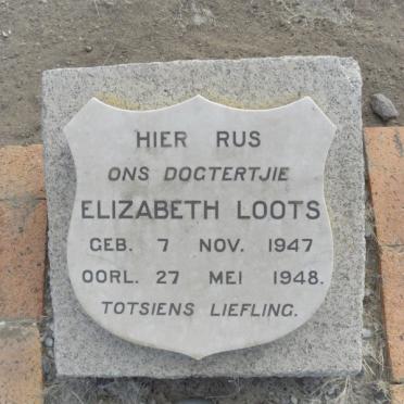 LOOTS Elizabeth 1947-1948