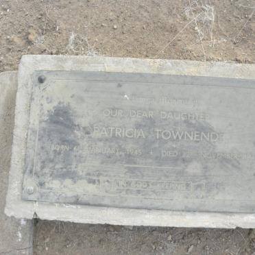 TOWNEND Patricia 1945-1945