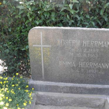 HERRMANN Joseph 1889-1963 &amp; Emma 1890-1971