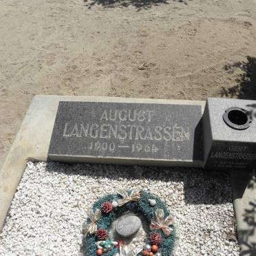 LANGENSTRASSEN August 1900-1964 :: LANGENSTRASSEN Gert 1951-1999