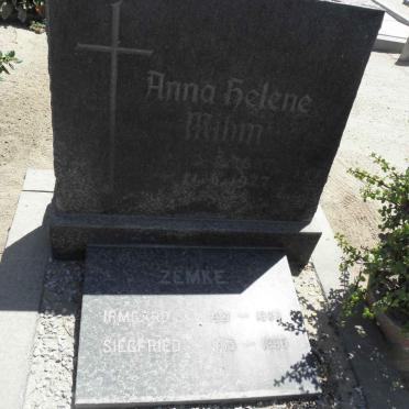 MIHM Anna Helene 1887-1977 :: ZEMKE Siegfried 1913-1990 &amp; Irmgard 1921-1985