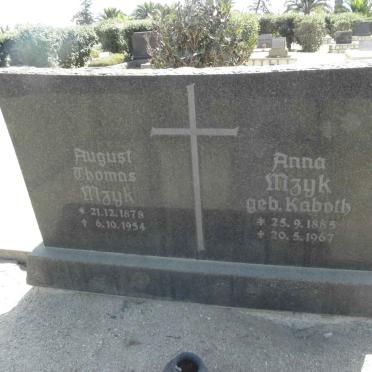MZYK August Thomas 1878-1954 &amp; Anna KABOTH 1885-1967