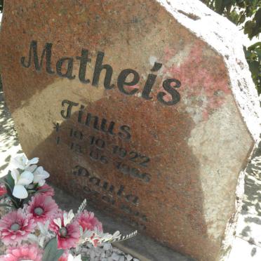 MATHEIS Tinus 1922-1996 &amp; Paula 1924-1999