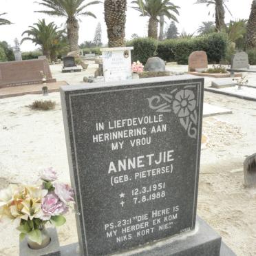 PRETORIUS Annetjie nee PIETERSE 1951-1988