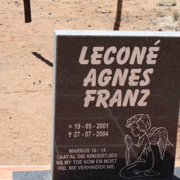 FRANZ Lecone Agnes 2001-2004