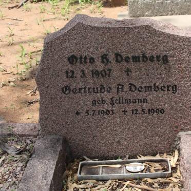 DEMBERG Otto H. 1907 - &amp; Gertrude A. FELLMANN 1903-1990