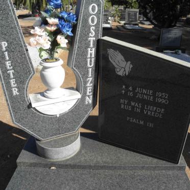 OOSTHUIZEN Pieter 1952-1990